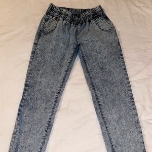 Fun jogger denim type of pants